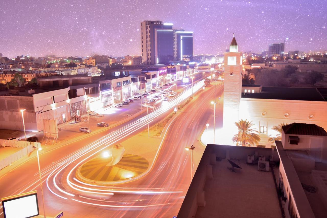 Aparthotel Kanz Suites *