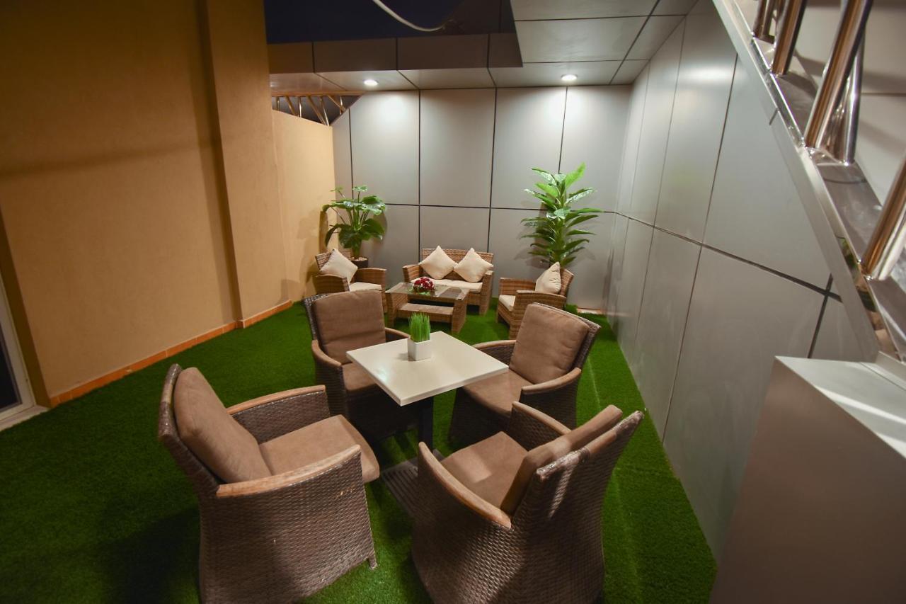 Appart hôtel Kanz Suites *