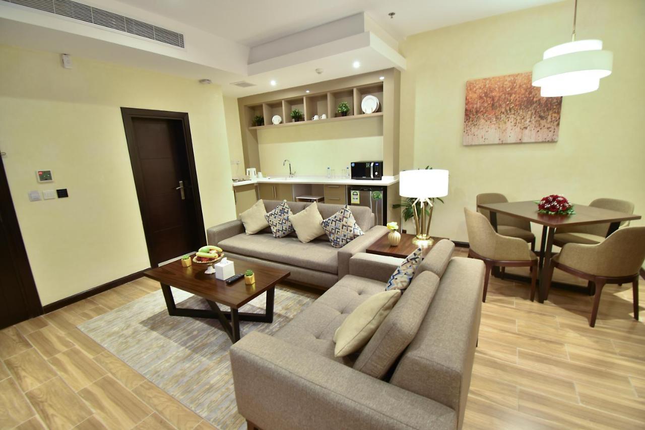 Kanz Suites *